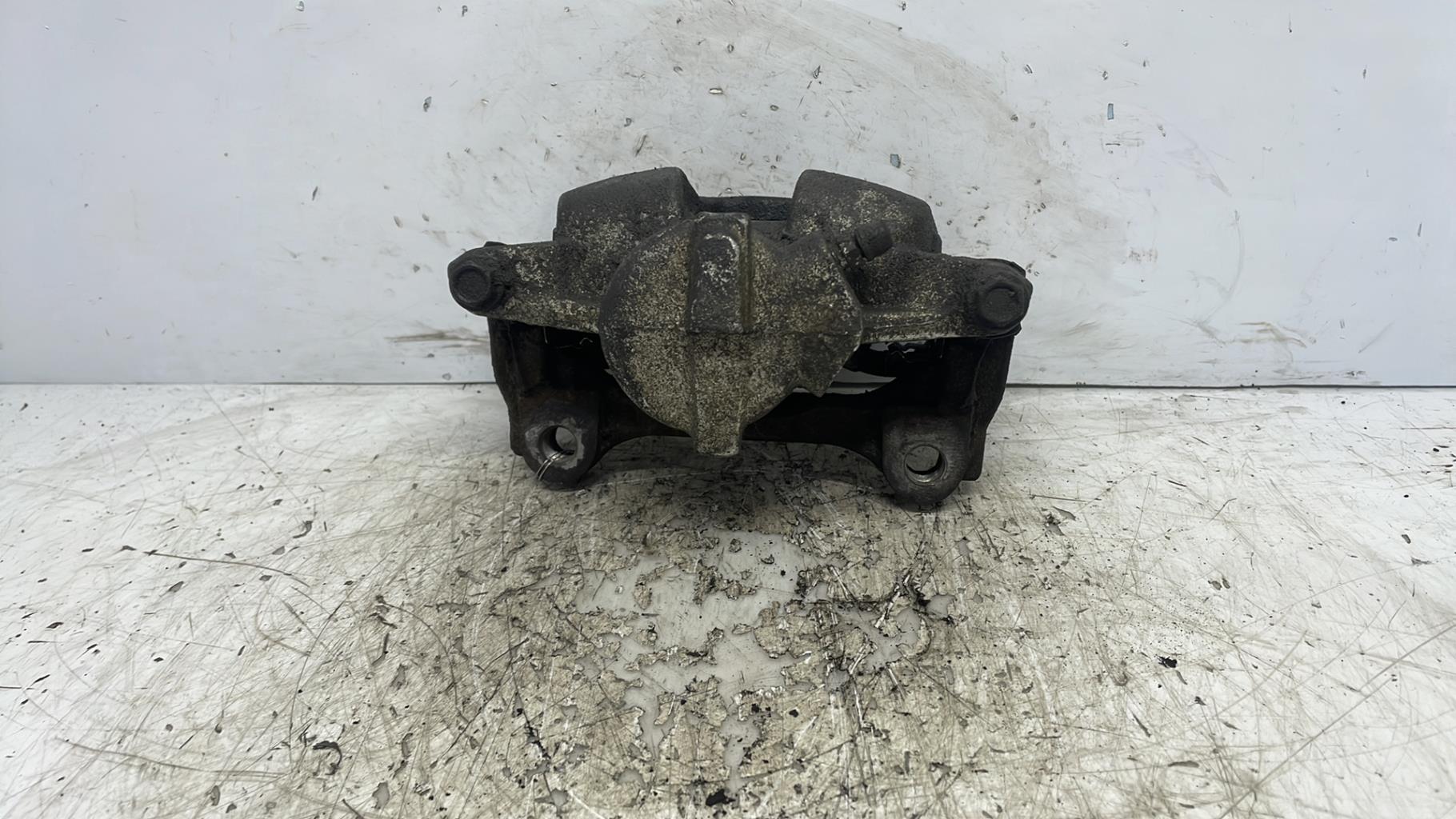 Etrier arriere droit (freinage) citroen jumper 3 phase 2