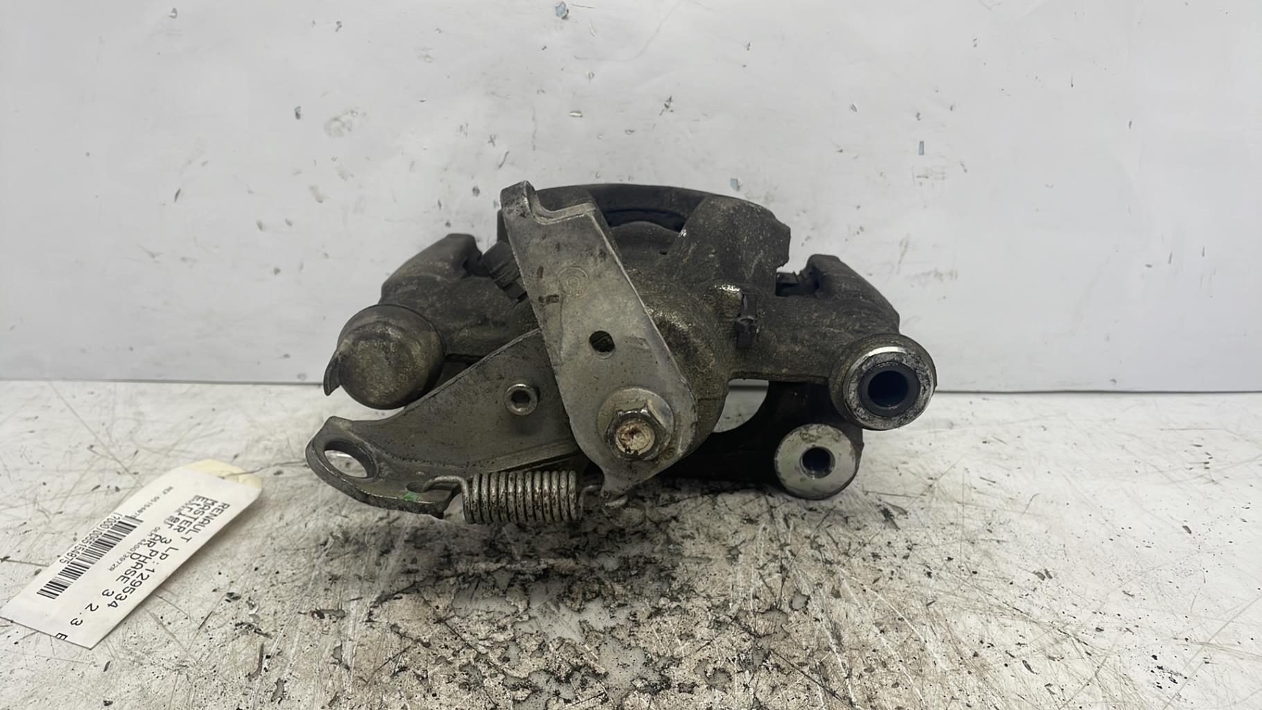 Etrier arriere droit (freinage) renault master 3 phase 3