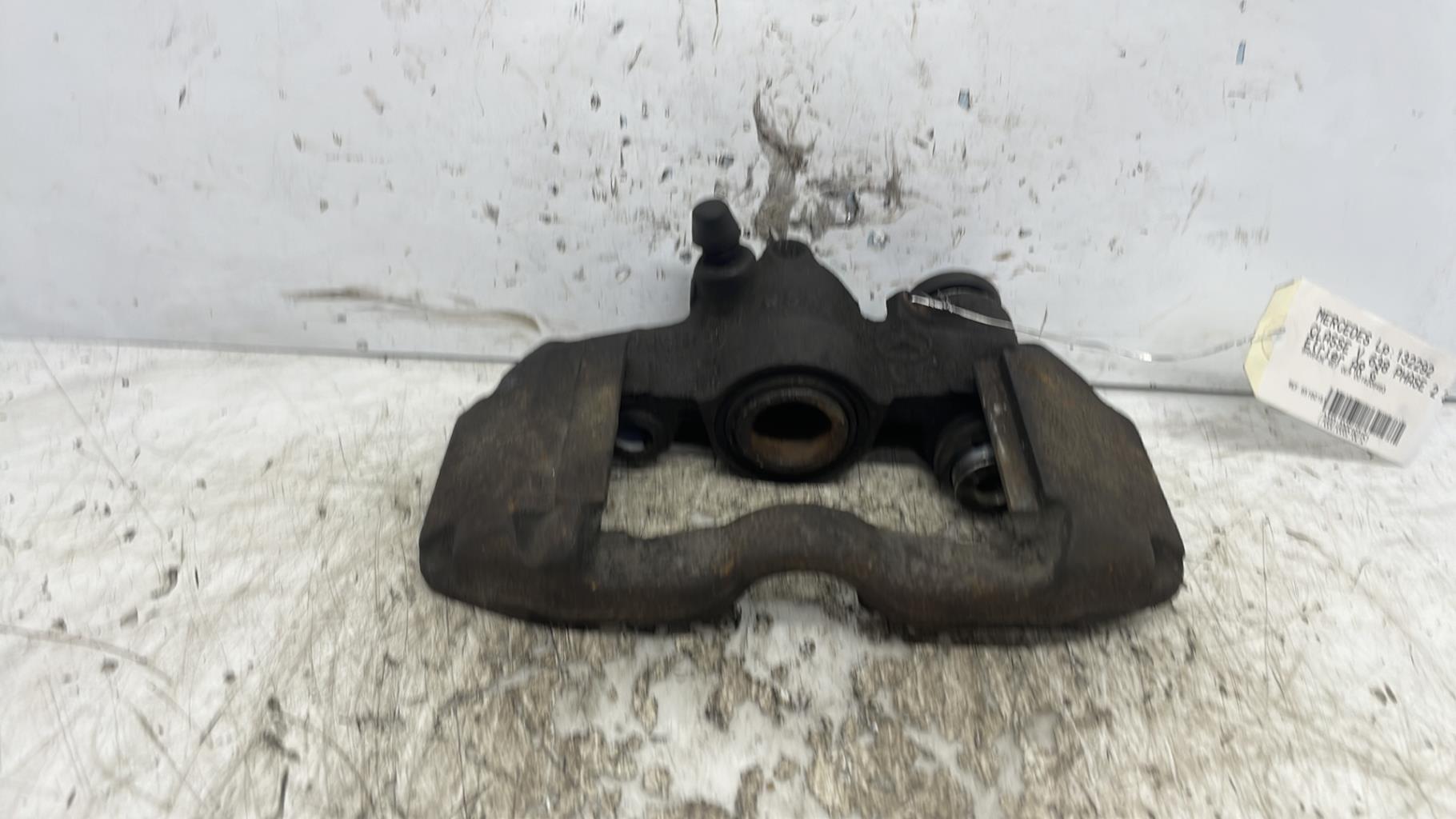 Etrier arriere gauche (freinage) mercedes classe v 638 phase 2