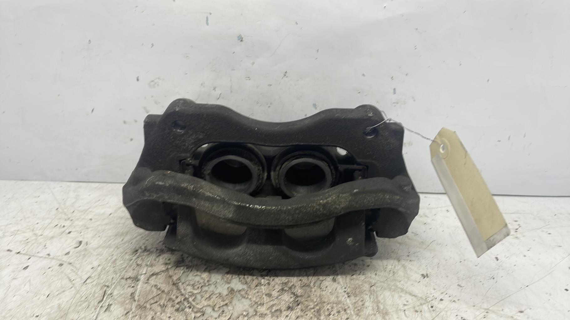 Etrier avant droit (freinage) renault master 3 phase 3