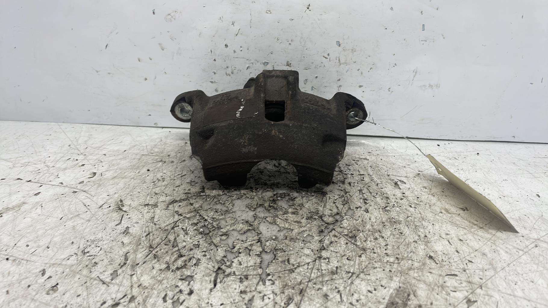 Etrier avant droit (freinage) peugeot 206+