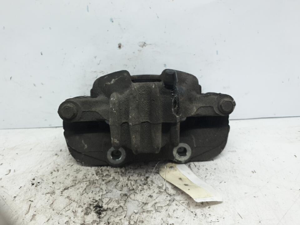 Etrier avant droit (freinage) peugeot 308 1 phase 1