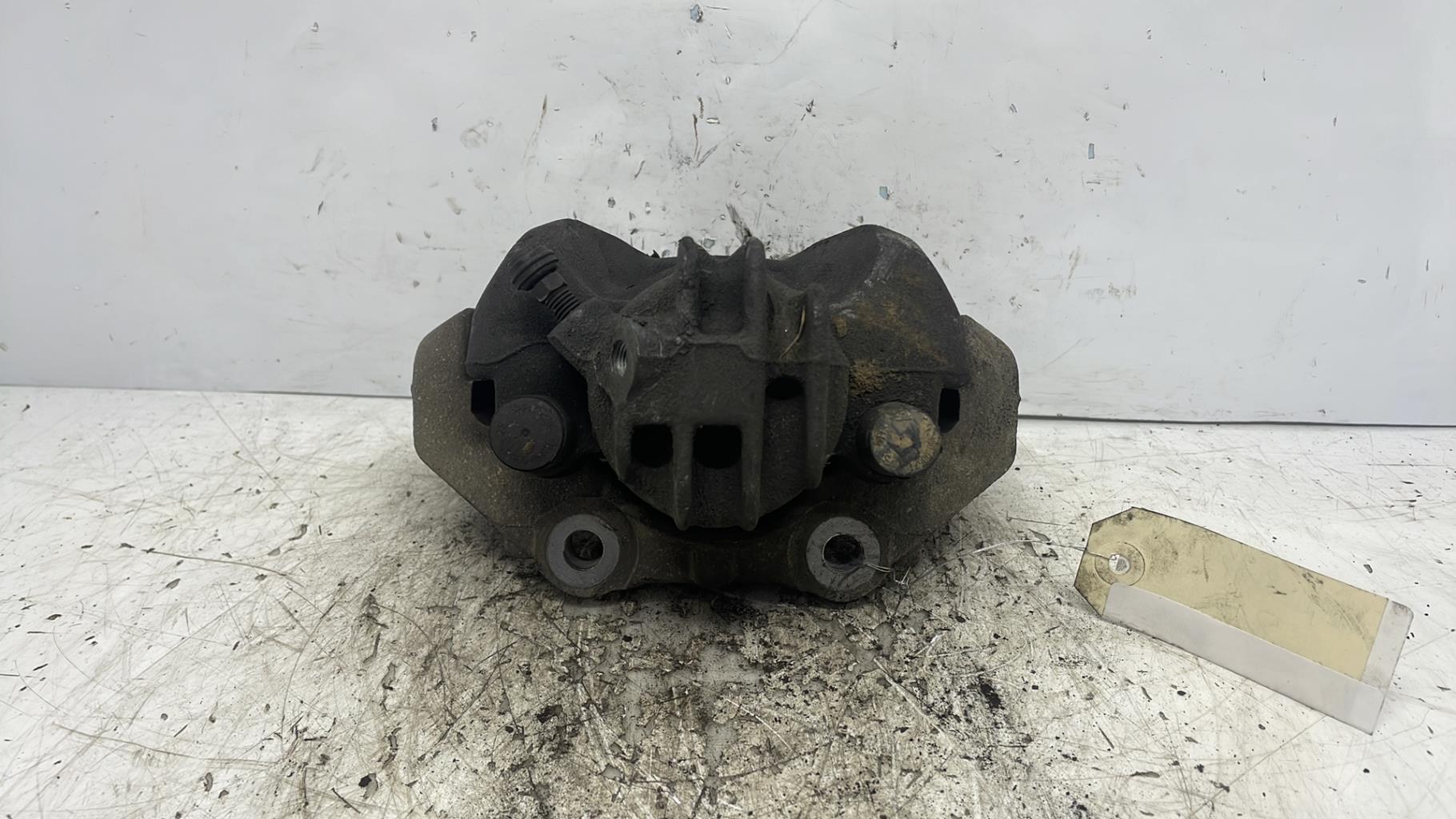 Etrier avant gauche (freinage) citroen ds4 phase 1