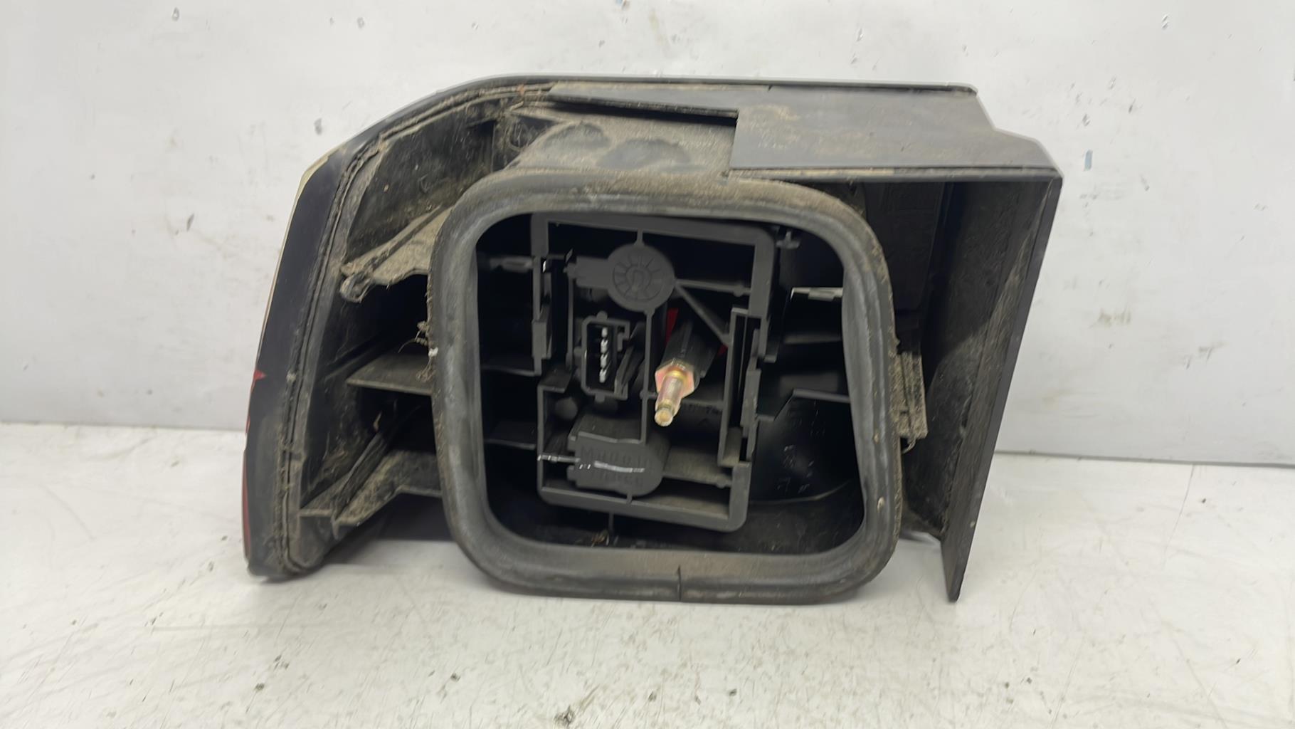 Feu arriere principal droit (feux) citroen xantia phase 2
