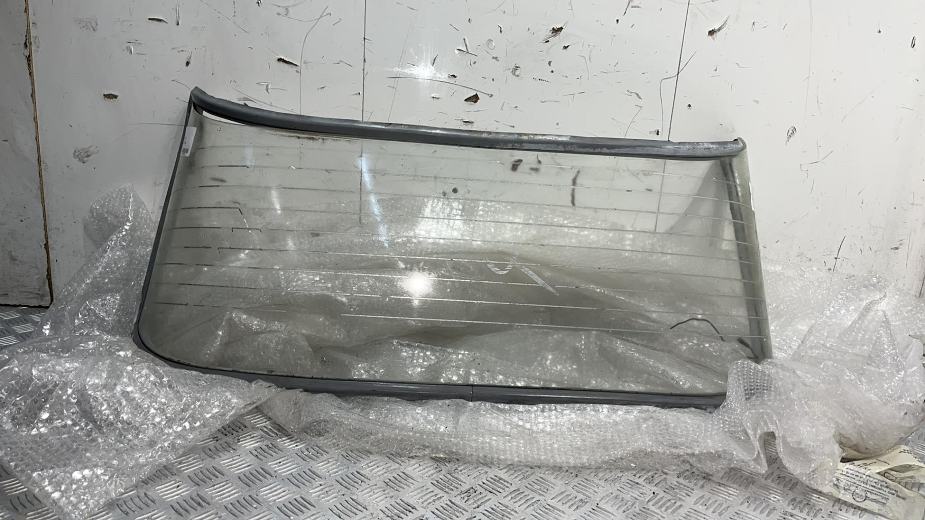 Lunette arriere CITROEN BREAK  - 1
