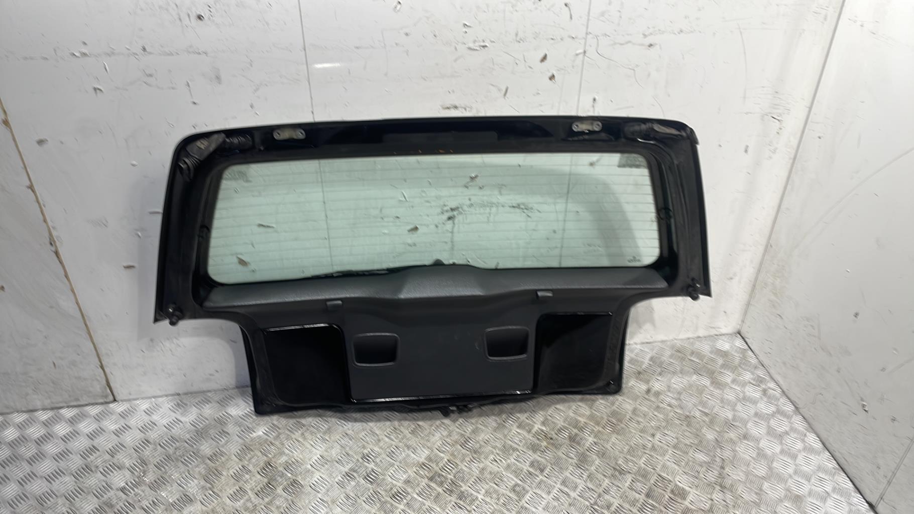Malle/Hayon arriere volkswagen lupo
