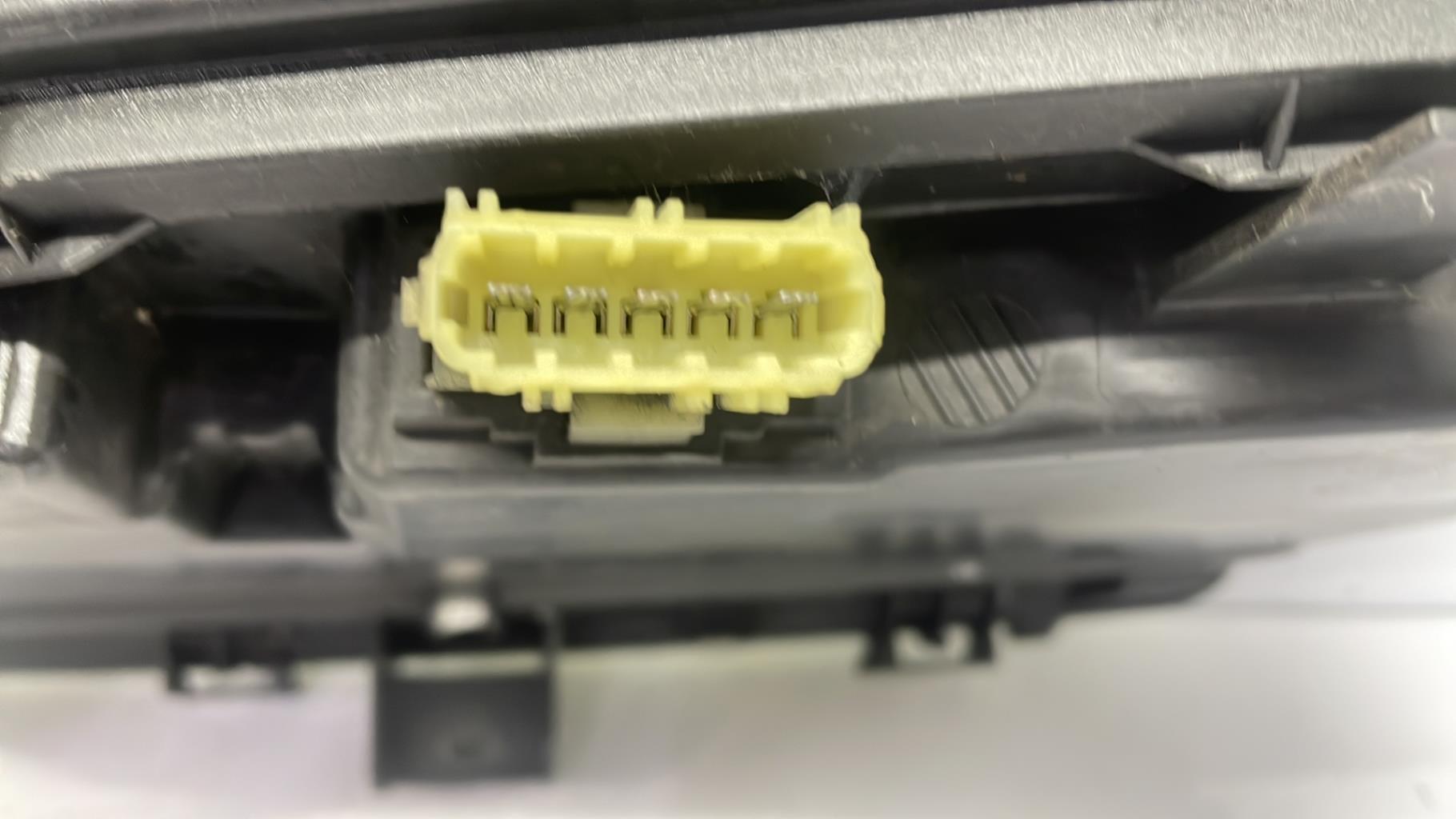 Optique avant principal droit (feux)(phare) citroen xantia phase 2