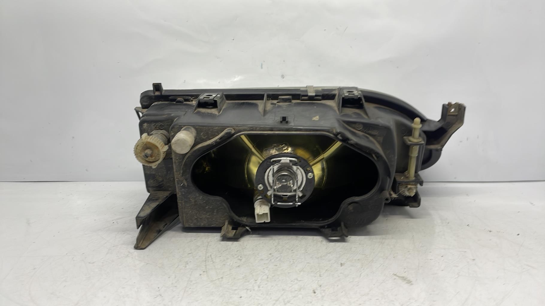 Optique avant principal gauche (feux)(phare) renault r19 phase 2