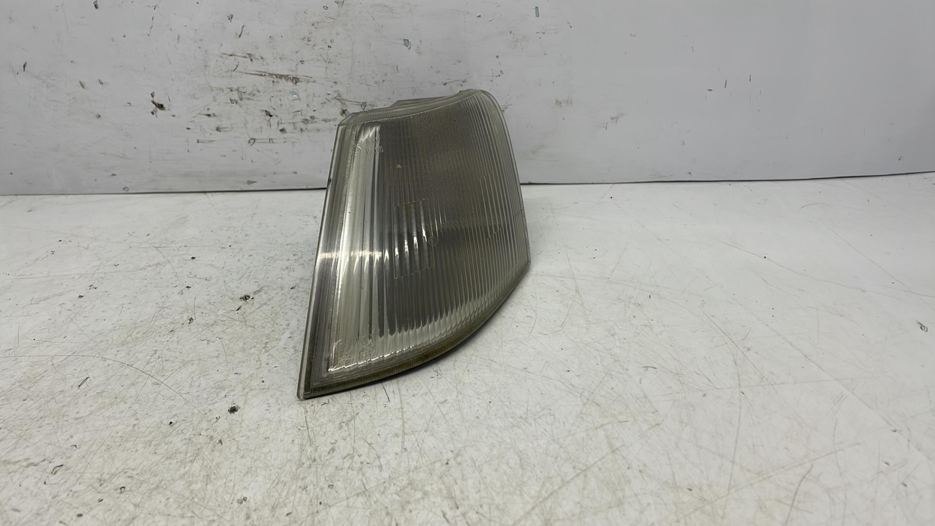 Optique avant secondaire gauche (feux)(clignotant) citroen xantia phase 2