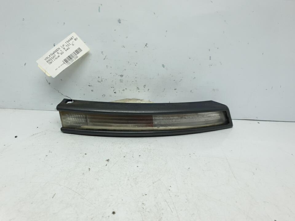 Optique avant secondaire gauche (feux)(clignotant) volkswagen passat 5