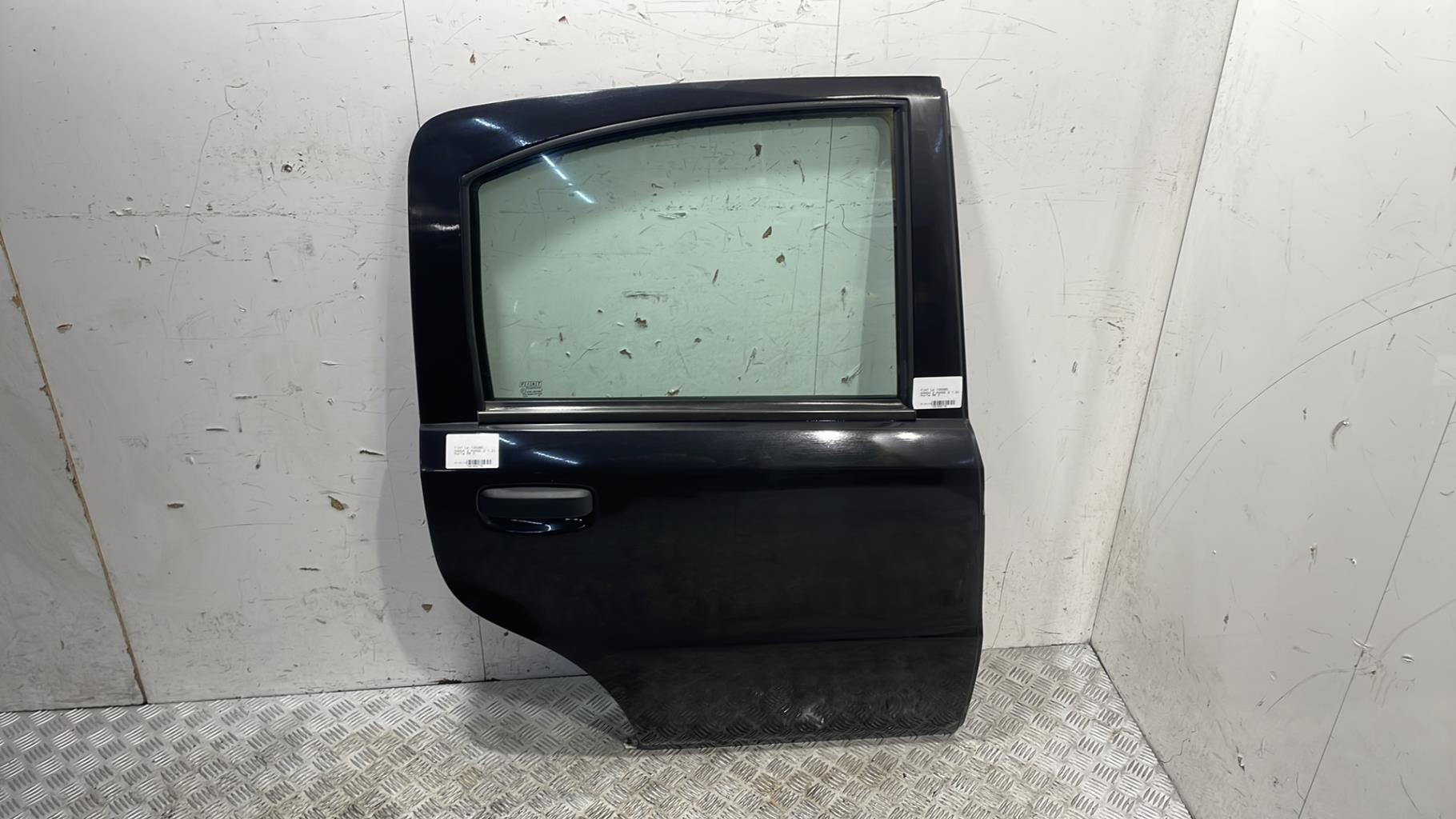 Porte arriere droit fiat panda 2 phase 2