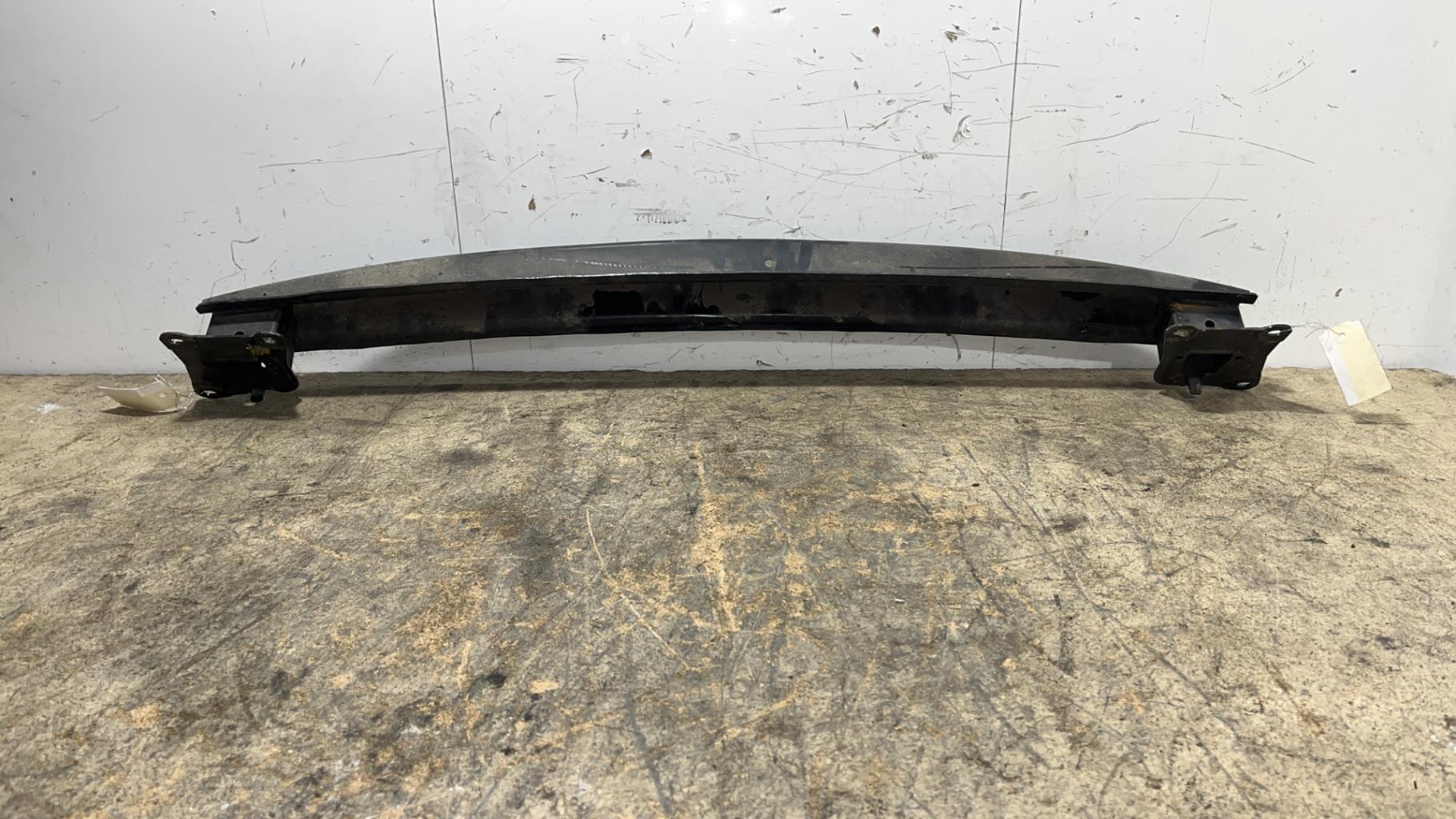 Renfort pare choc arriere (traverse) volkswagen golf 5