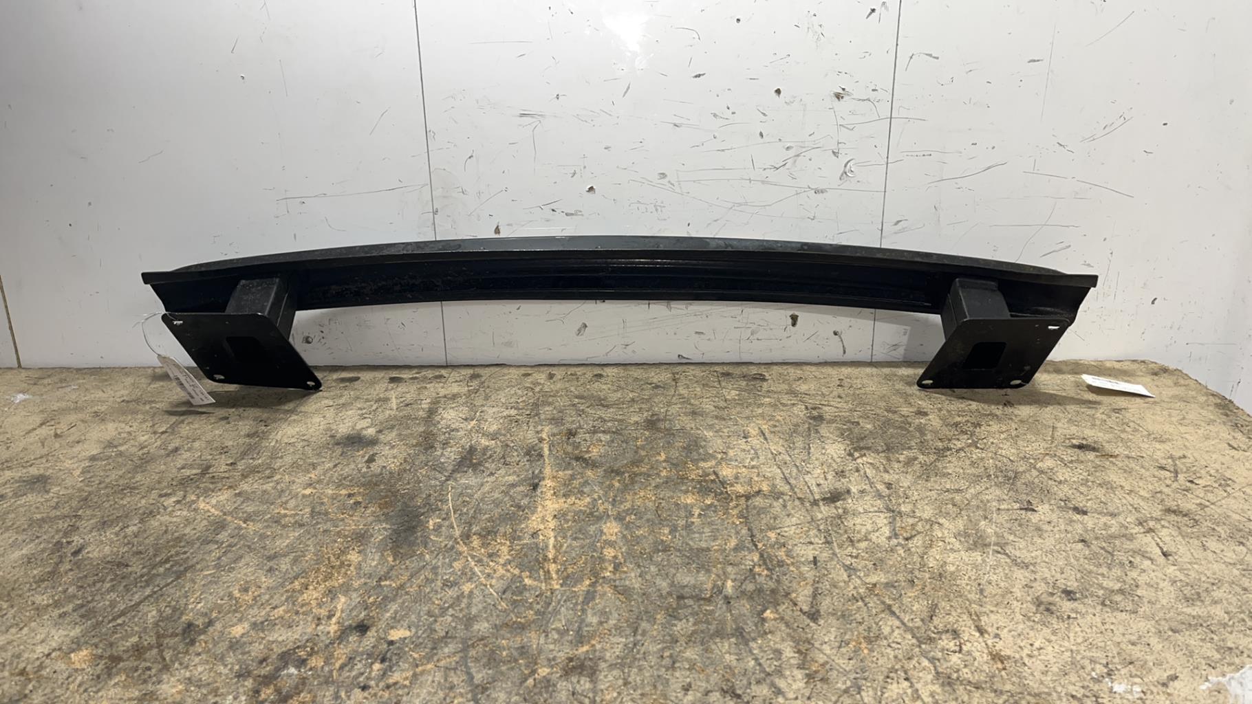 Renfort pare choc arriere (traverse) volkswagen fox