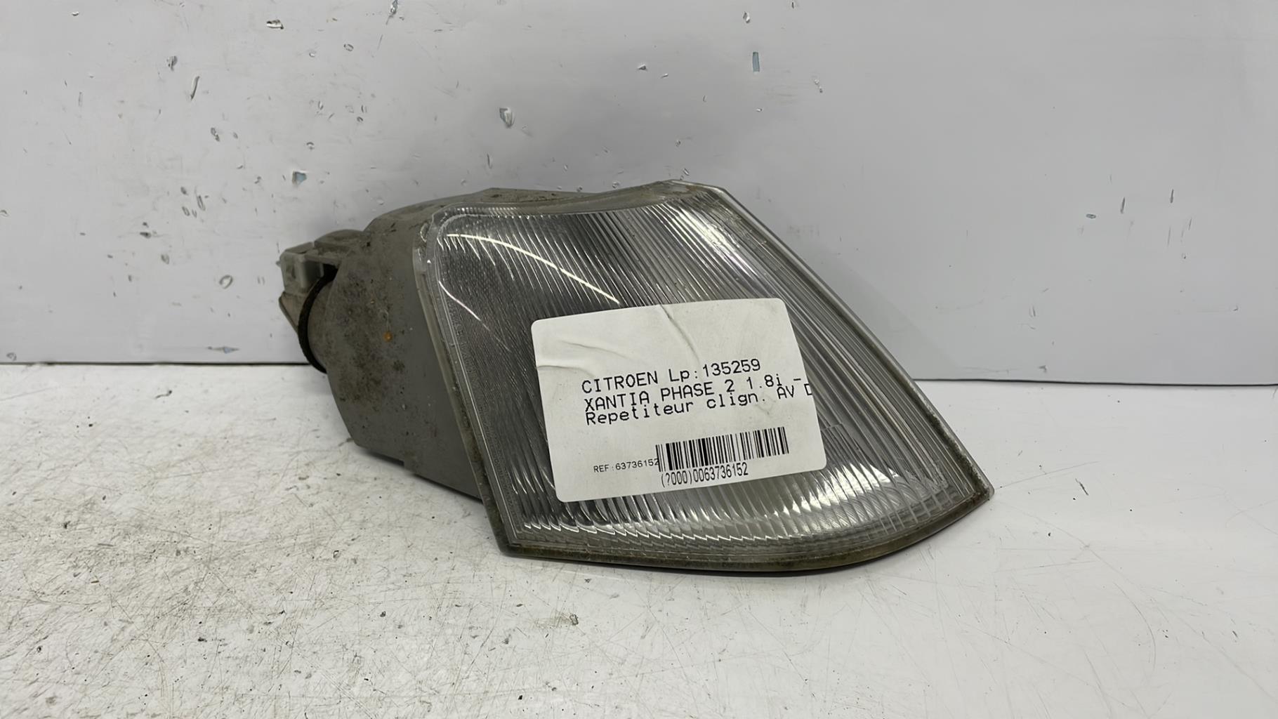 Optique avant secondaire droit (feux)(clignotant) citroen xantia phase 2