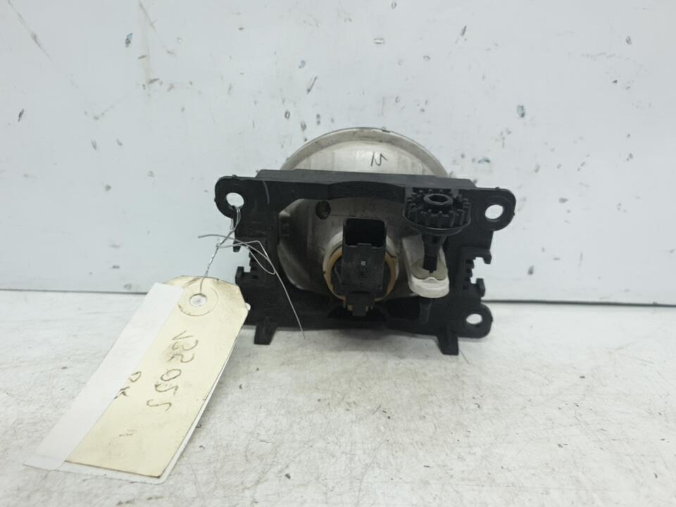 Anti brouillard droit (feux) peugeot 3008 1 phase 1