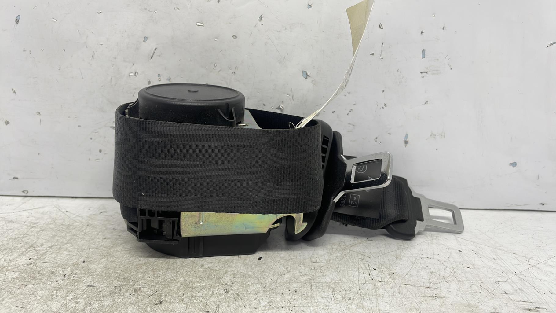 Ceinture arriere gauche renault zoe 1