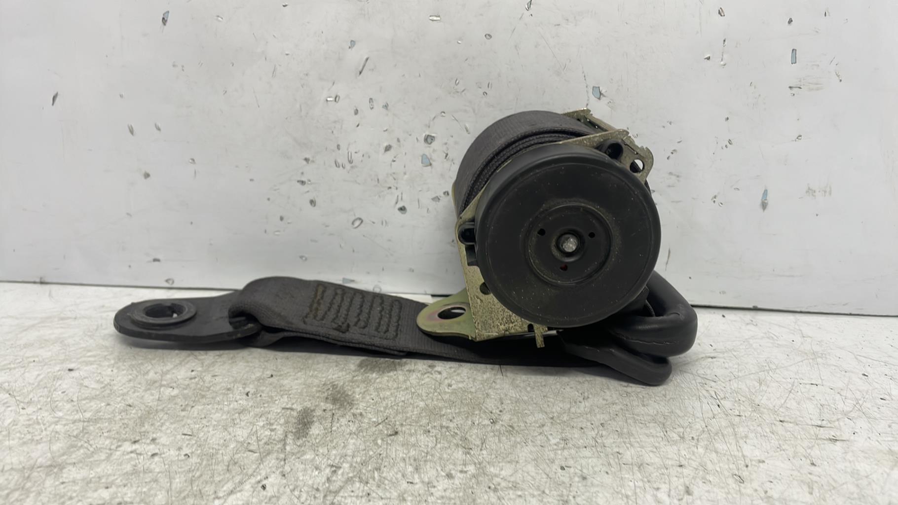 Ceinture arriere gauche land rover freelander 1 phase 4