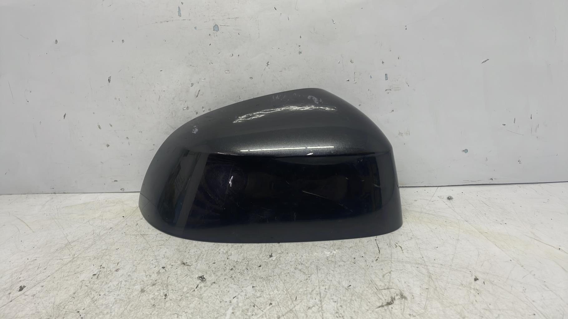 Coquille de retroviseur droit bmw x4 f26