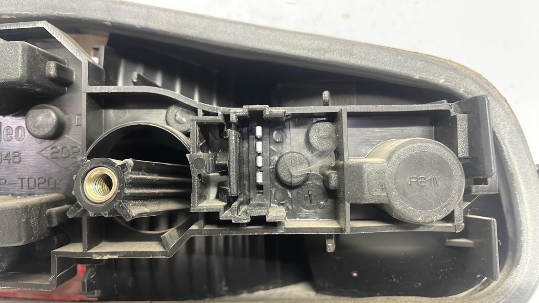 Feu arriere secondaire droit (feux) renault laguna 2 phase 1