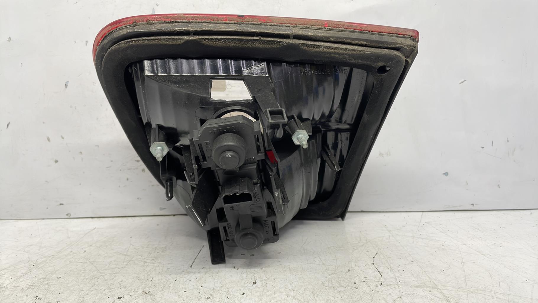 Feu arriere secondaire gauche (feux) seat leon 1