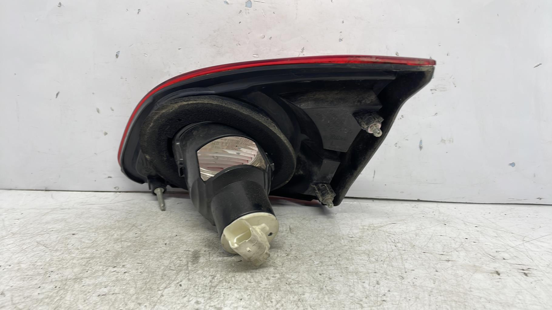 Feu arriere secondaire gauche (feux) nissan qashqai 1 phase 1