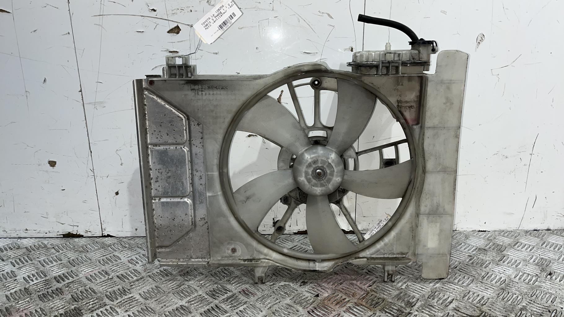 Moto ventilateur radiateur toyota yaris 3 phase 1