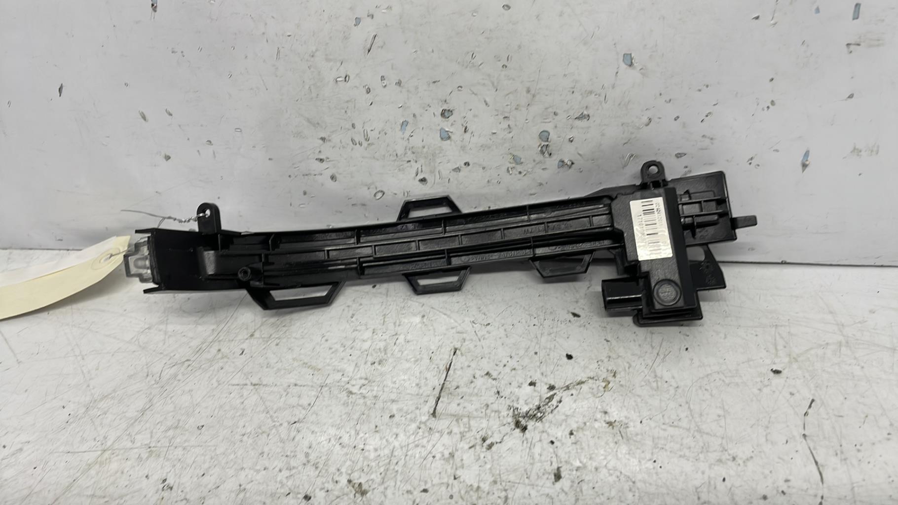 Repetiteur clignotant avant droit  (Feux) bmw x4 f26