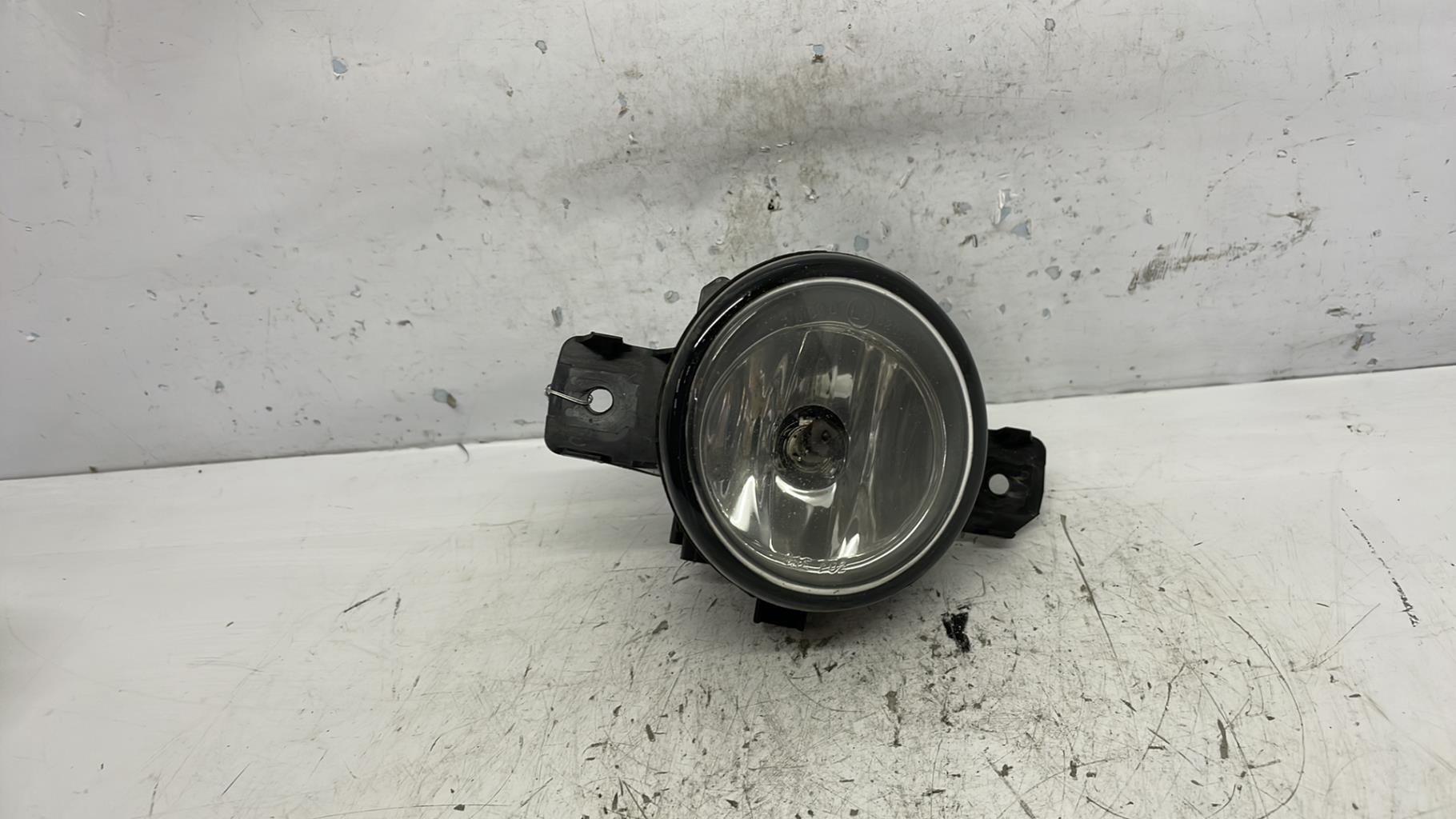 Anti brouillard gauche (feux) renault clio 3 phase 1