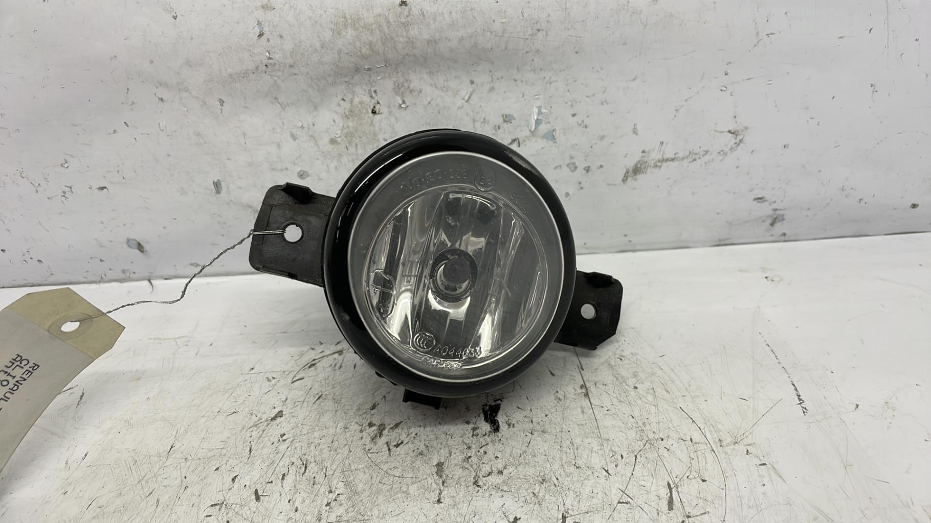 Anti brouillard gauche (feux) renault clio 3 phase 2