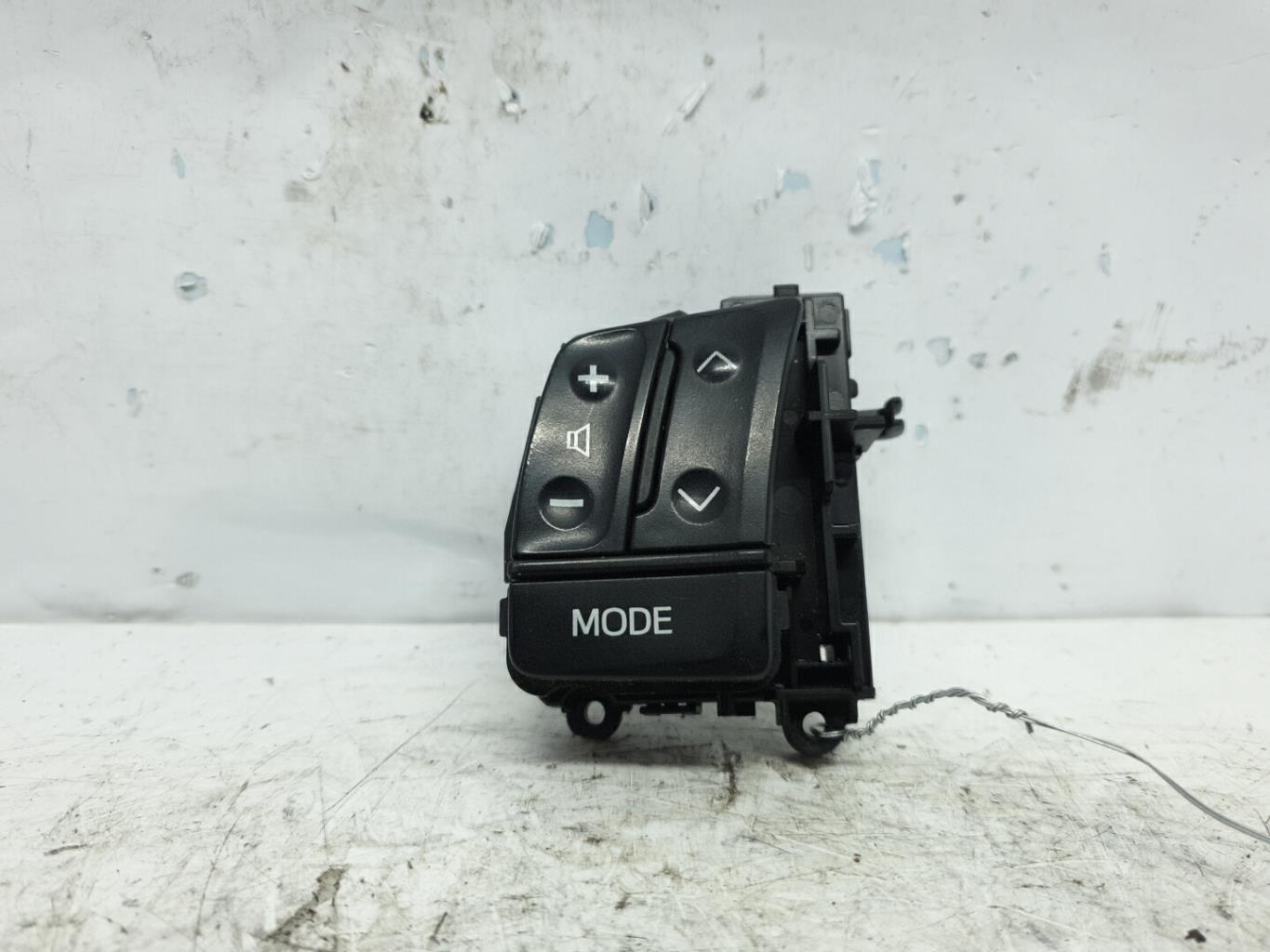 Bouton/Interrupteur toyota yaris 3 phase 2