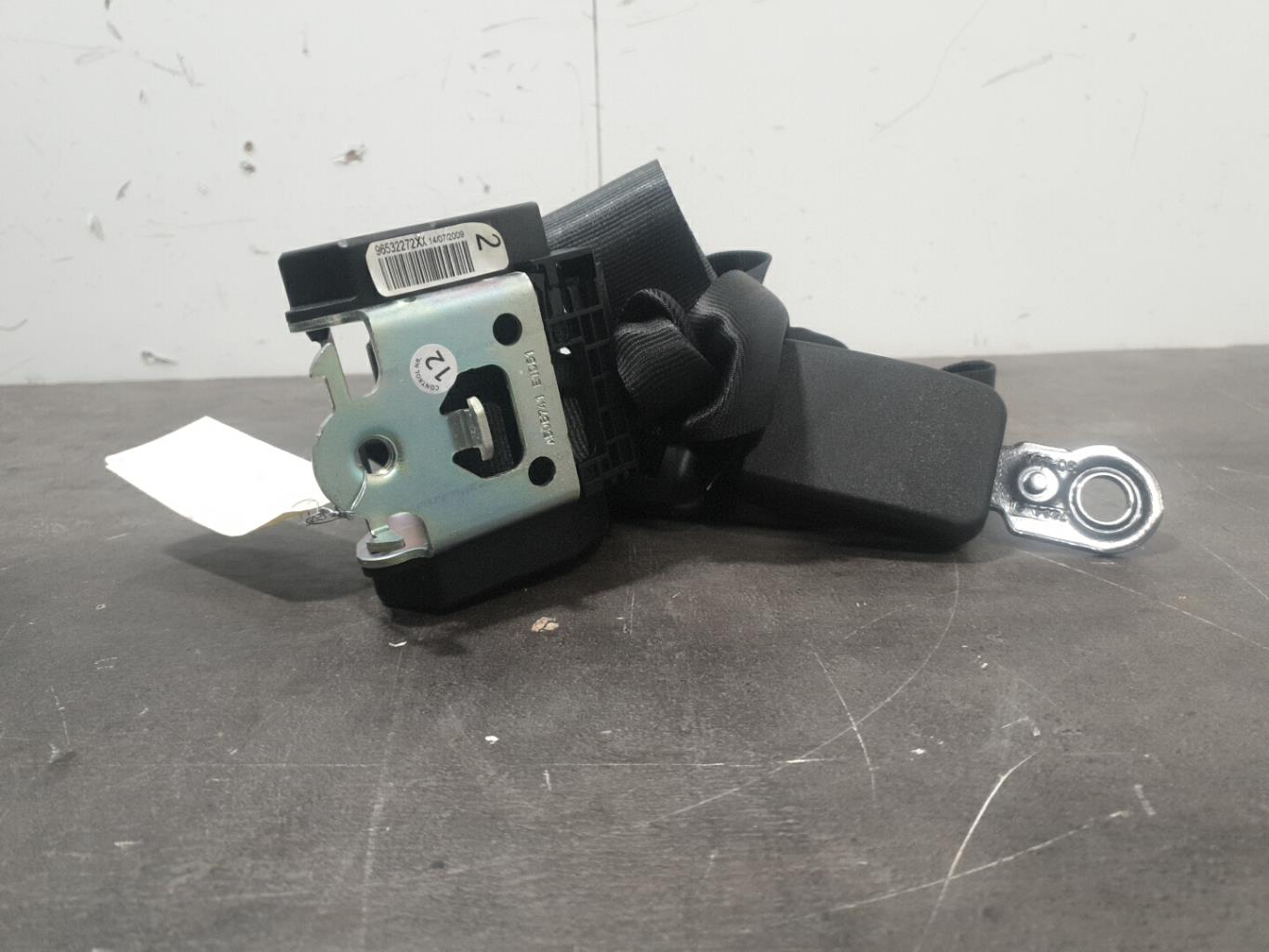 Ceinture arriere droit peugeot 207 phase 2 cabriolet