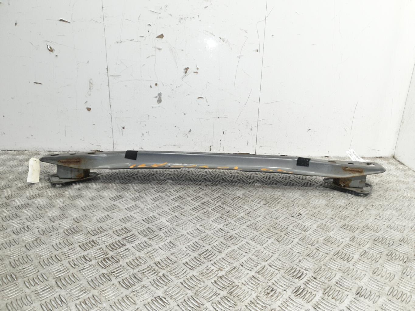 Renfort pare choc arriere (traverse) peugeot 107 phase 2