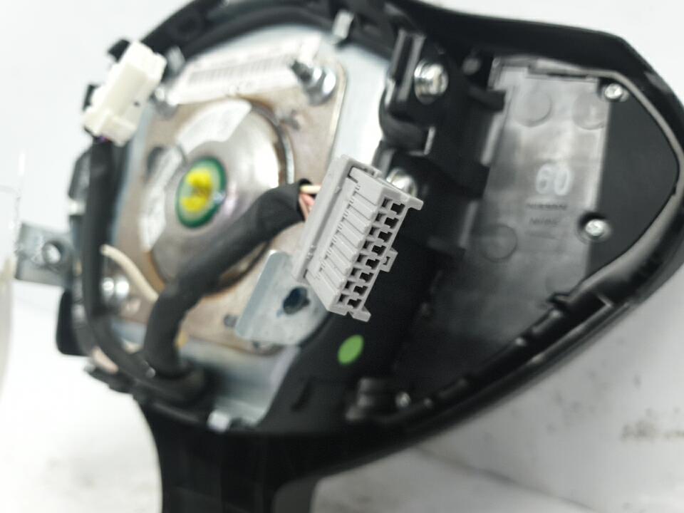 Air bag conducteur nissan juke 1 phase 1