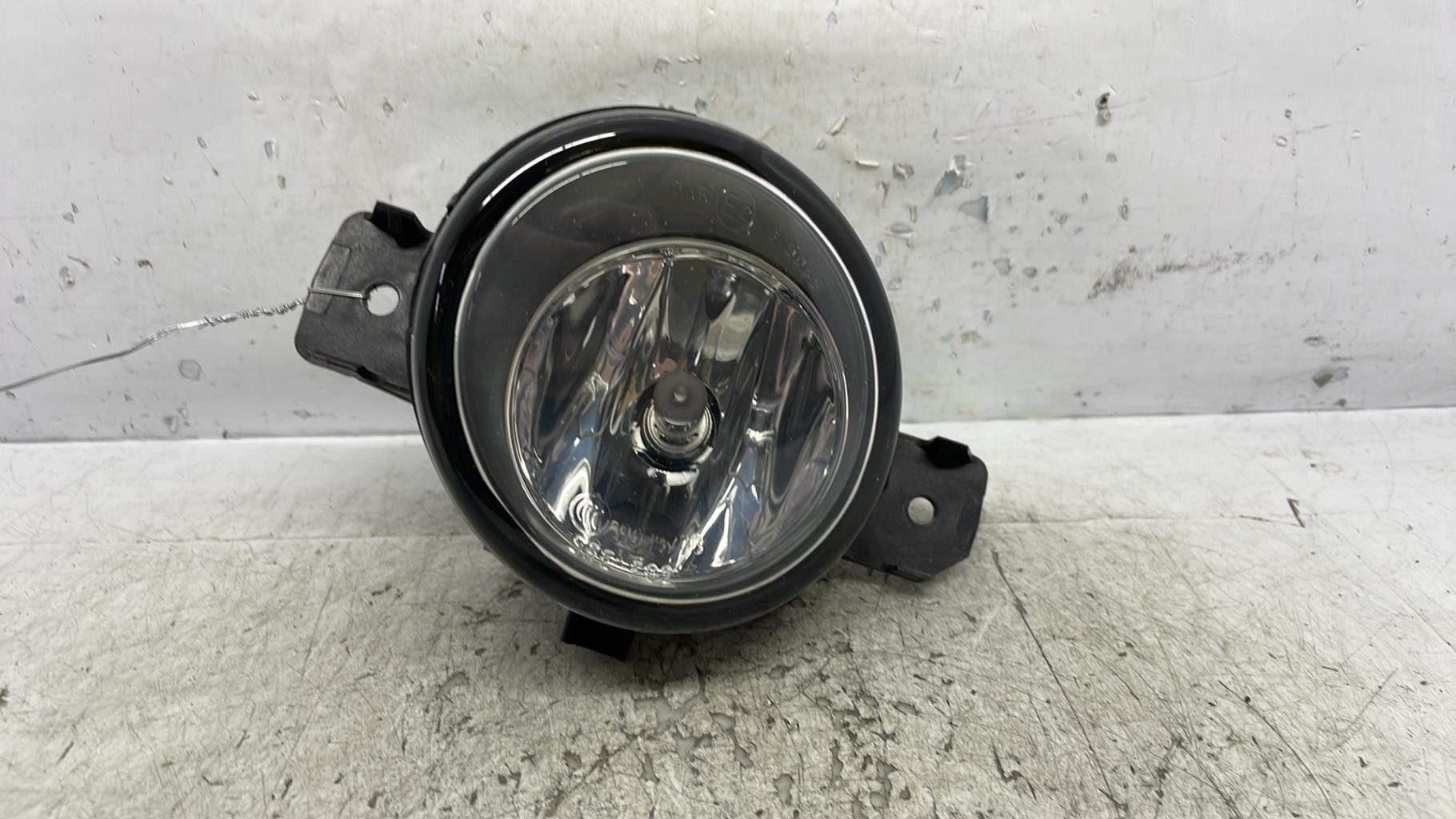 Anti brouillard gauche (feux) renault clio 3 phase 2