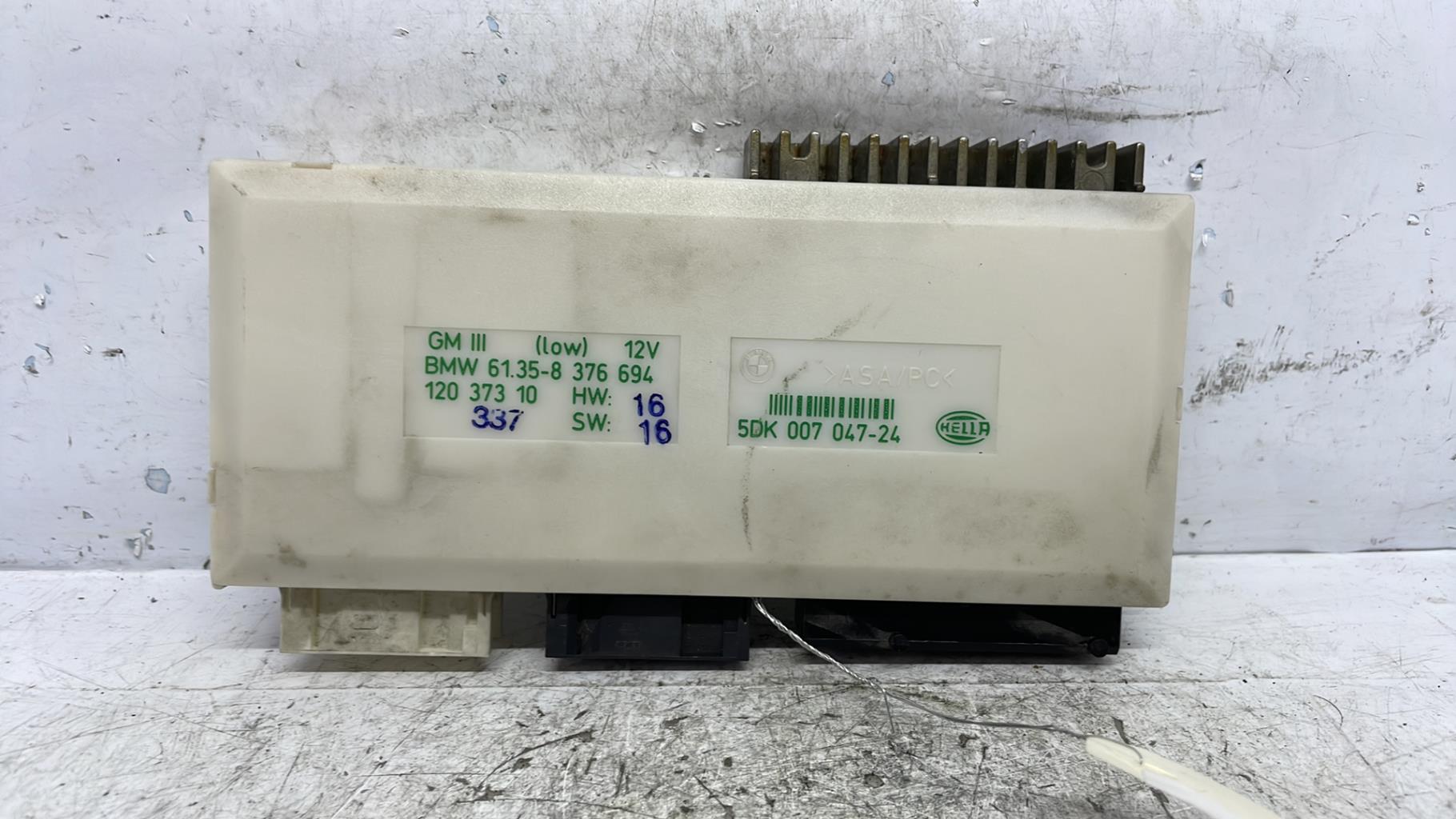 Boitier de centralisation bmw serie 5 e39 phase 1