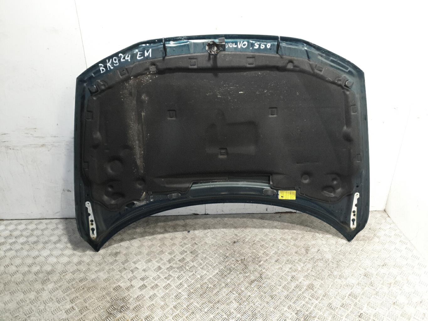 Capot volvo s 60 1 phase 1