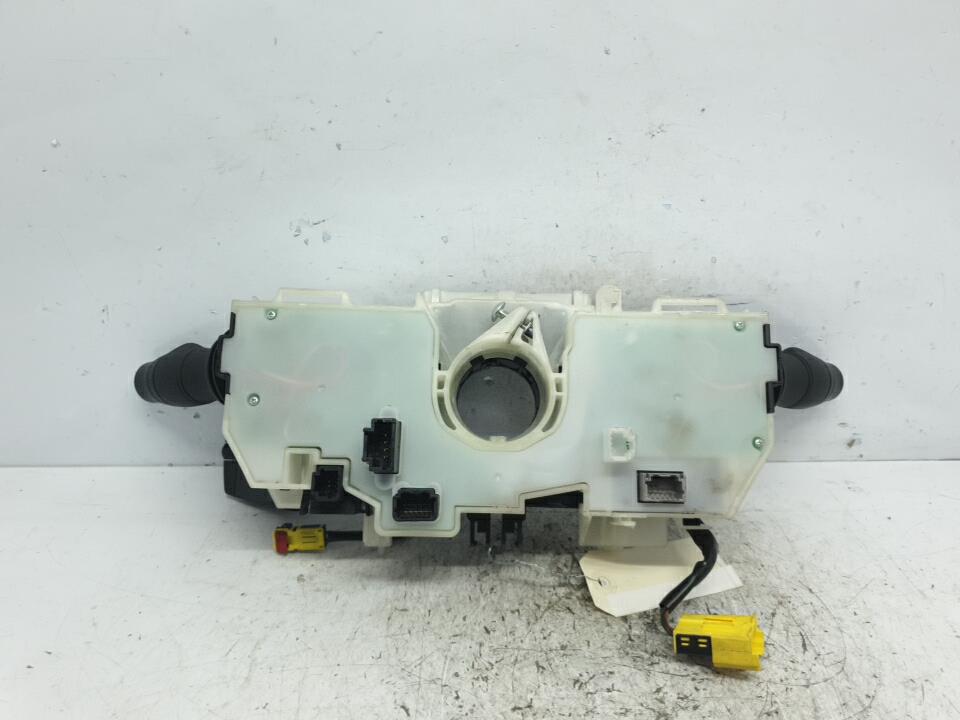 Com (Bloc Contacteur Tournant+Commodo Essuie Glace+Commodo Phare) renault zoe 1