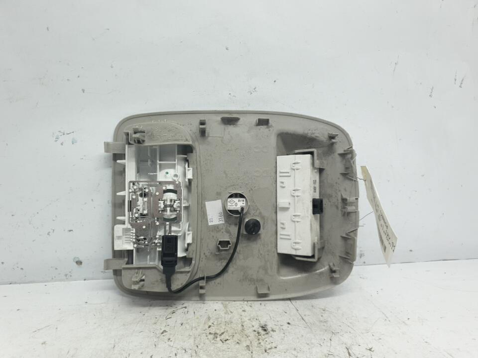 Eclairage de plafonnier renault twingo 3 phase 1