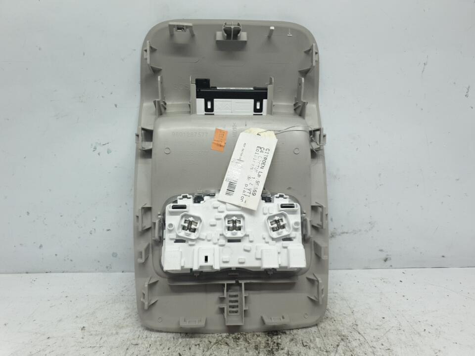 Eclairage de plafonnier citroen c4 cactus