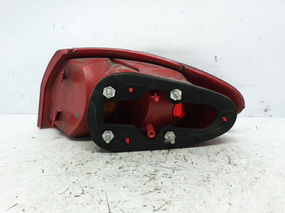 Feu arriere principal gauche (feux) alfa romeo 147 phase 2