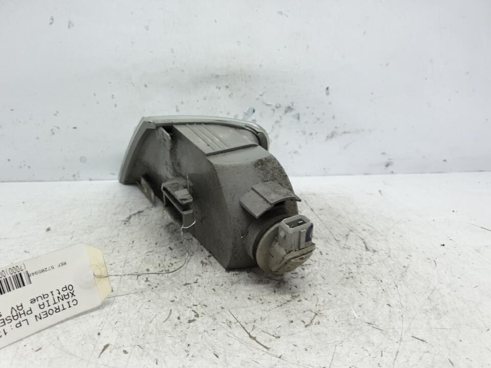 Optique avant secondaire droit (feux)(clignotant) citroen xantia phase 2
