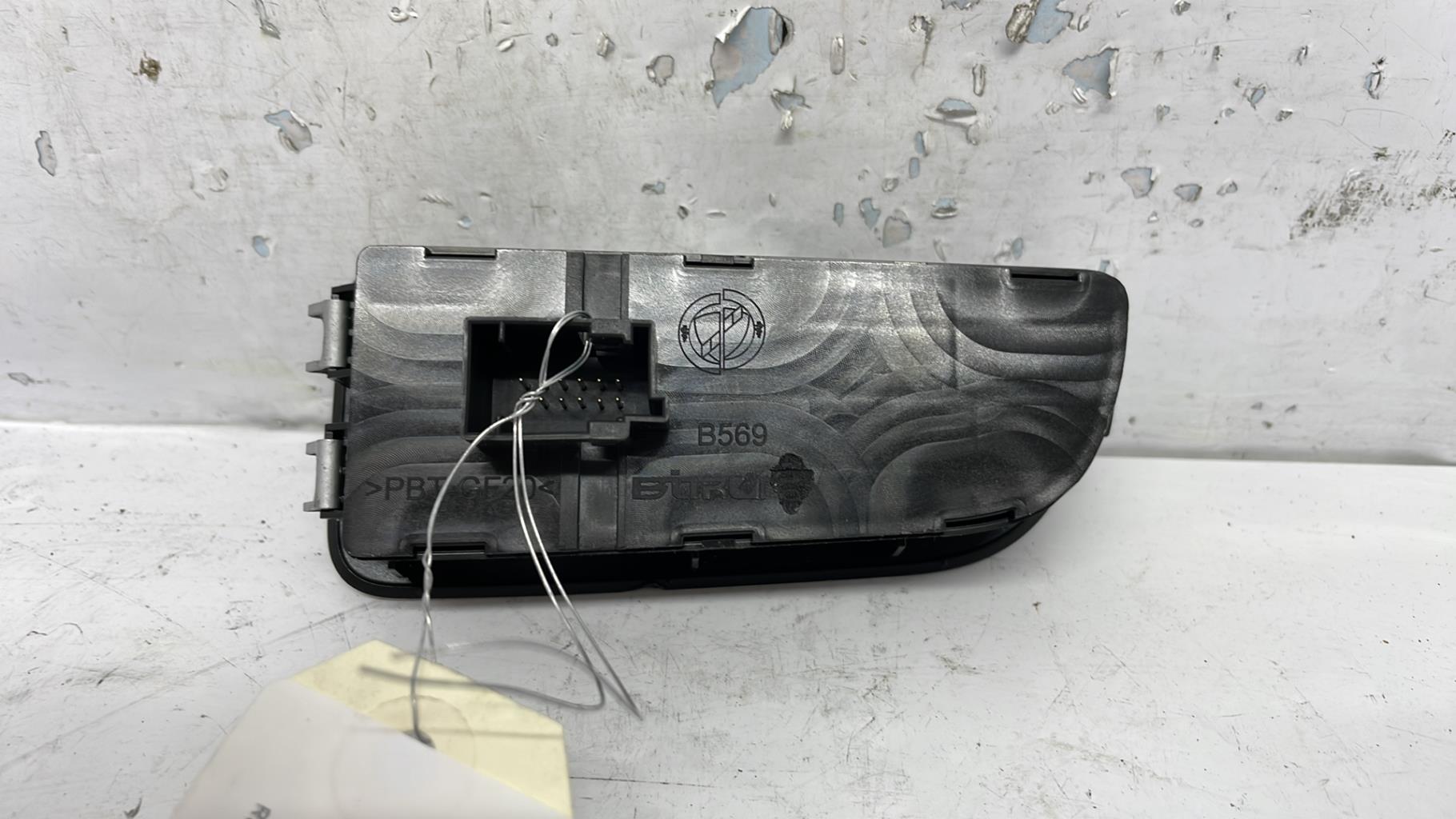 Commande de phare alfa romeo mito phase 1