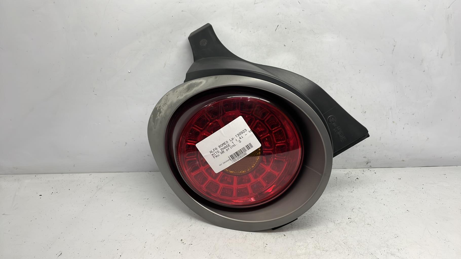 Feu arriere principal gauche (feux) alfa romeo mito phase 1