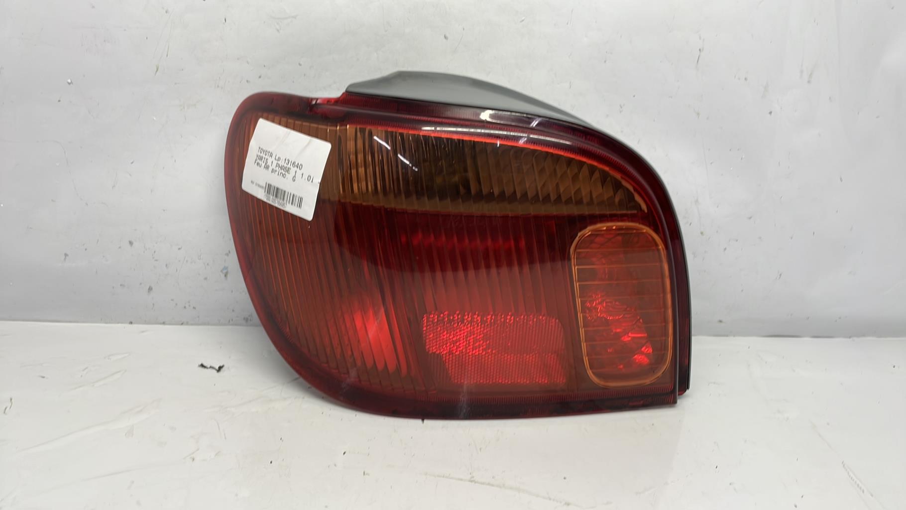 Feu arriere principal gauche (feux) toyota yaris 1 phase 1