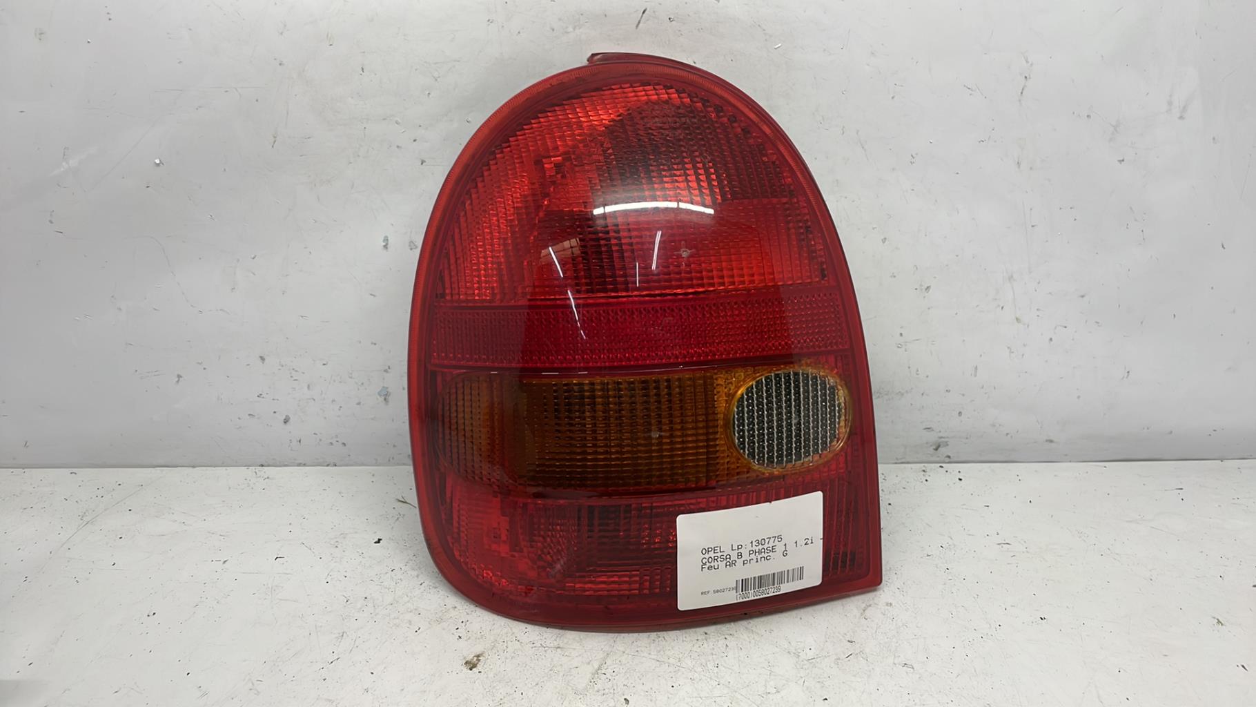 Feu arriere principal gauche (feux) opel corsa b phase 1