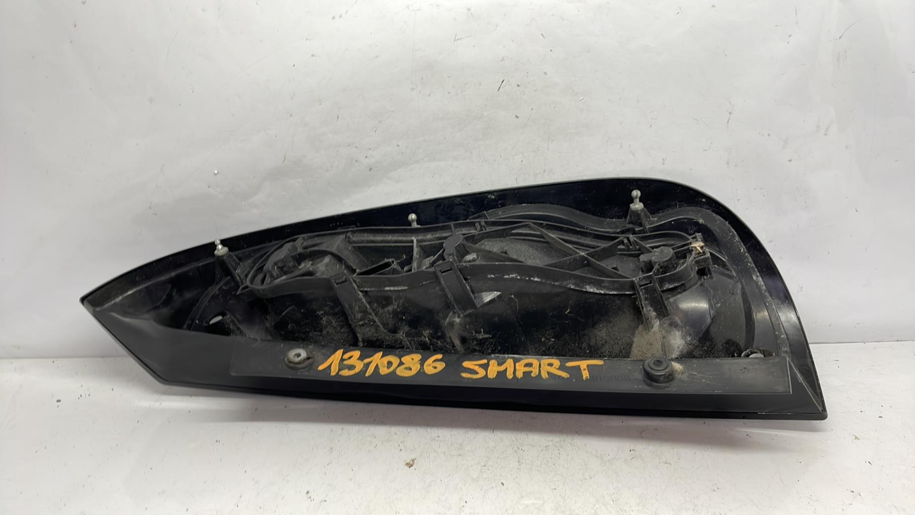 Feu arriere principal gauche (feux) smart forfour 1