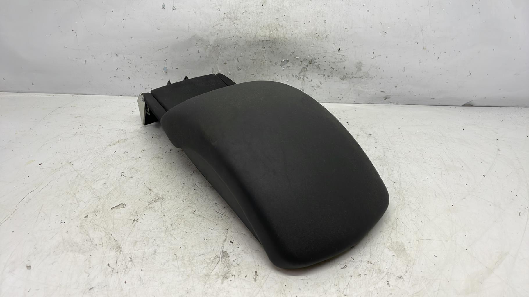 Accoudoir citroen c4 2 phase 1