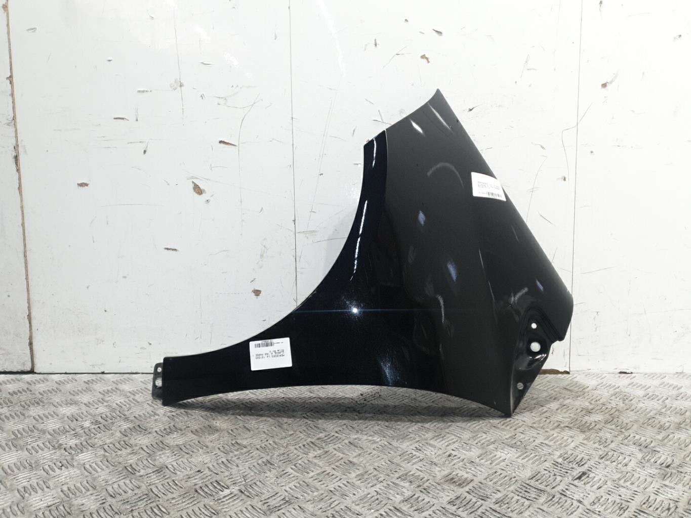 Aile avant gauche mercedes classe a 169 phase 1