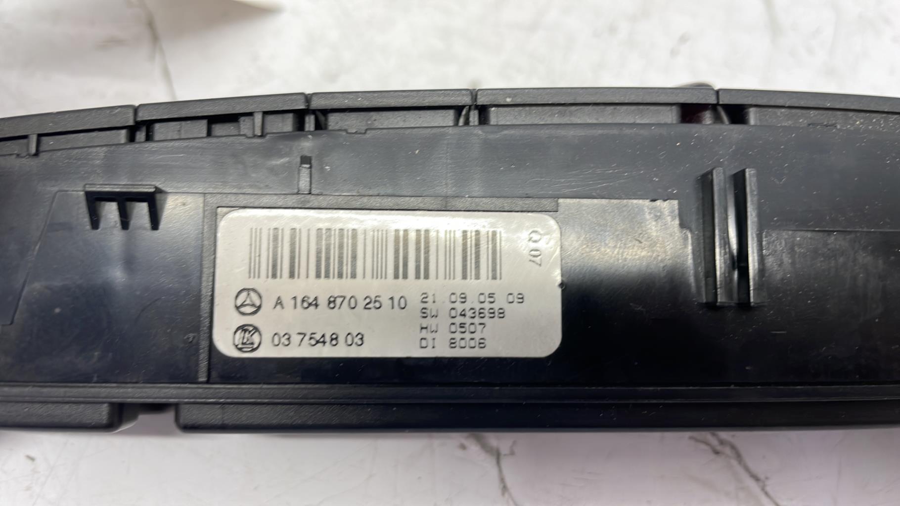 Bouton/Interrupteur mercedes classe m 164 phase 1