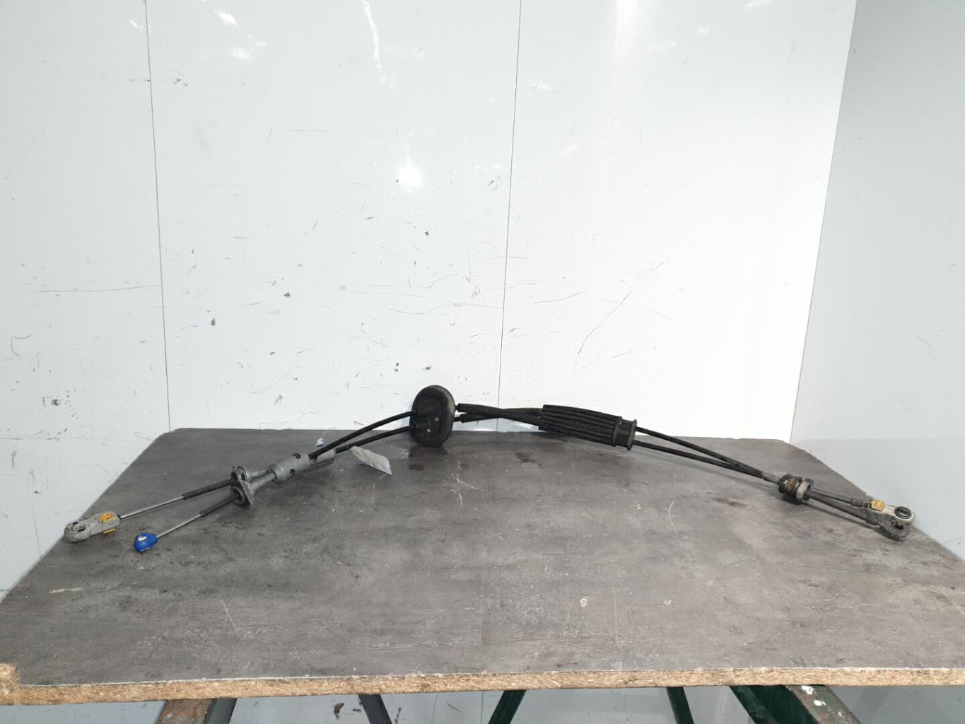 Cable levier de vitesses peugeot 5008 1 phase 1
